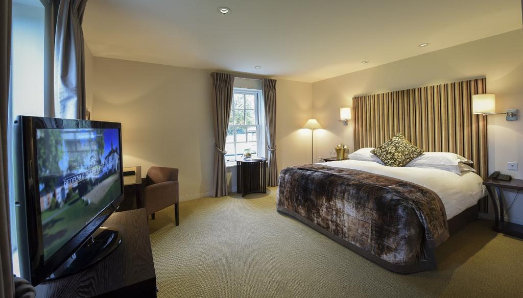 Bedford Lodge Hotel & Spa Newmarket  Extérieur photo